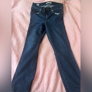 dark blue levis ‘classic straight’ jeans